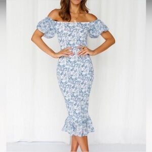 Hello Molly smocked Blessings Midi Blue Floral Dress size 8